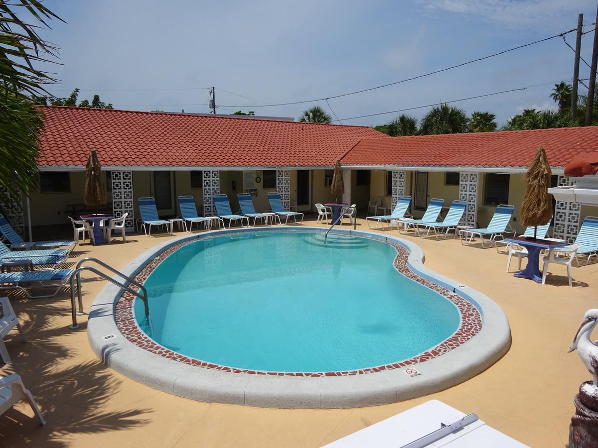 Ebb Tide Motel St. Pete Beach Eksteriør billede